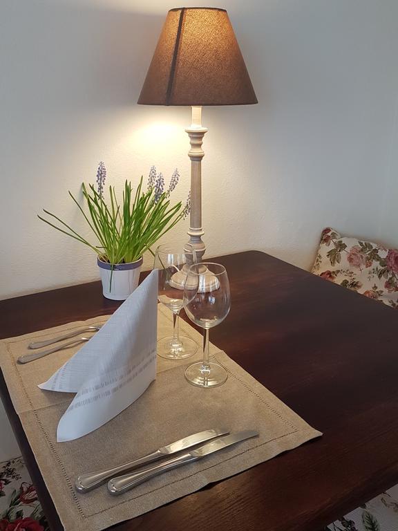 Hotel Schlossmatt Schwoerstadt ภายนอก รูปภาพ