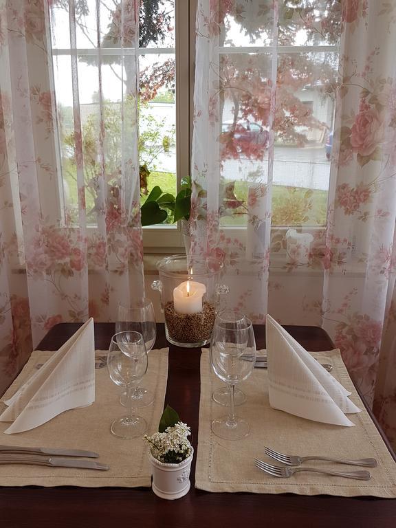 Hotel Schlossmatt Schwoerstadt ภายนอก รูปภาพ